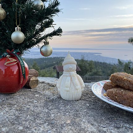 Αρωματικό κερί σόγιας σε σχήμα Χιονάνθρωπος