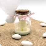 Μπομπονιέρα Κερί Σόγιας με Αρκουδάκι – Σε Γυάλινο Βαζάκι