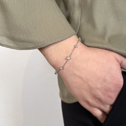 Βραχιόλι Από Ανοξείδωτο Ατσάλι, σε Ασημί Απόχρωση