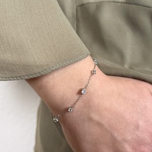 Βραχιόλι Από Ανοξείδωτο Ατσάλι, σε Ασημί Απόχρωση