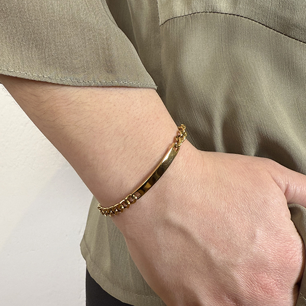 Βραχιόλι Από Ανοξείδωτο Ατσάλι, σε Χρυσή Απόχρωση