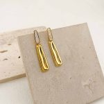 Σκουλαρίκια από Aνοξείδωτο Aτσάλι σε Xρυσή Aπόχρωση