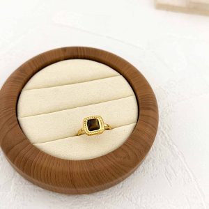 Δαχτυλίδι Από Ανοξείδωτο Ατσάλι Σε Χρυσή Απόχρωση